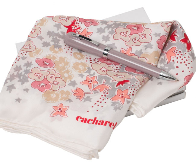 CPBF4127 seturi de pixuri Cacharel cu esarfa poza 1