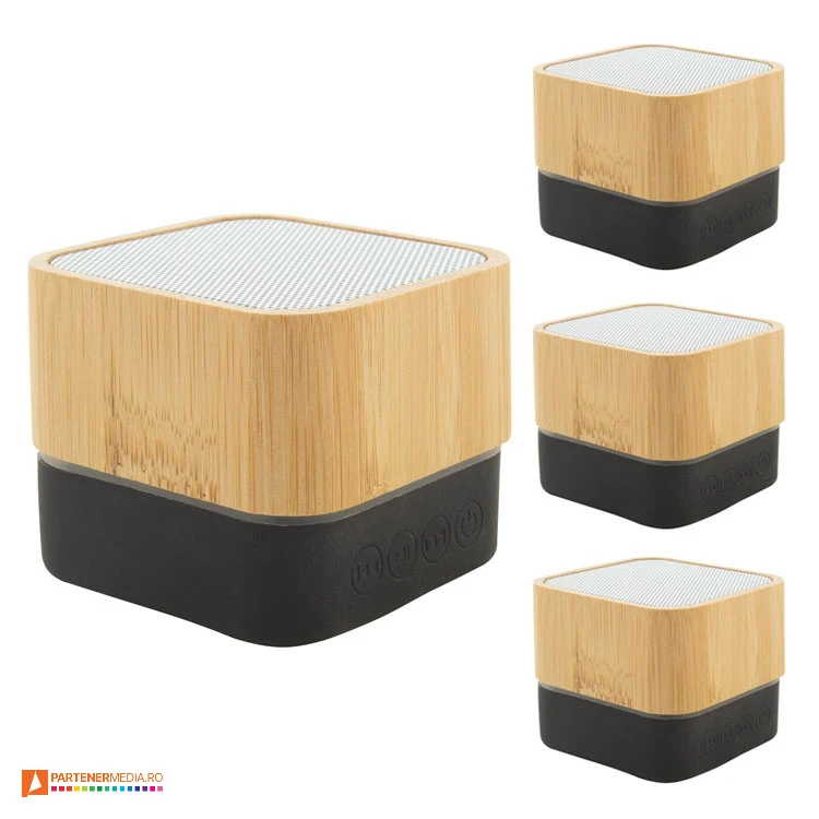 boxe audio cu forma patrata din lemn si plastic ap810464