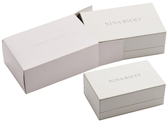 cutii de lux pentru brelocuri Nina Ricci poza 3