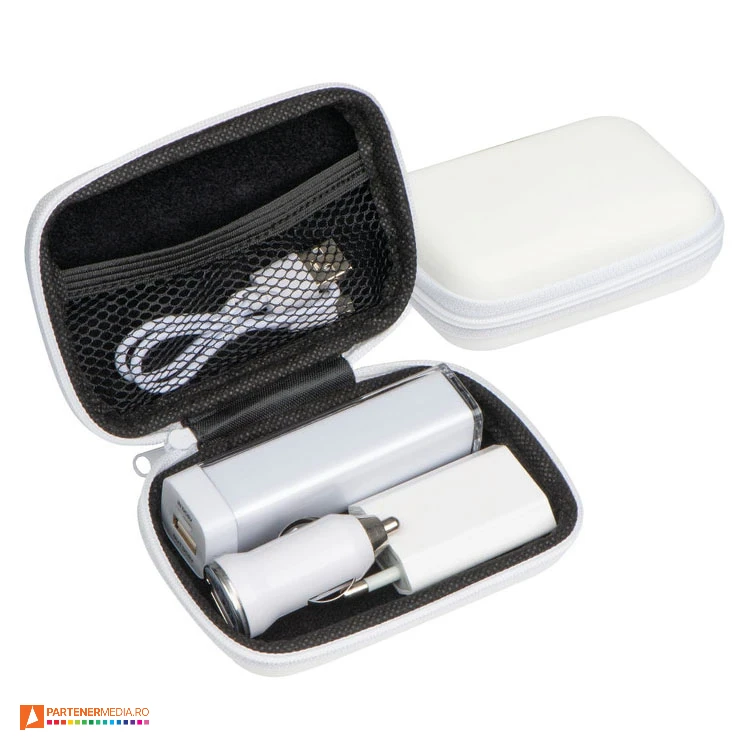 seturi de accesorii usb in etui alb 20081