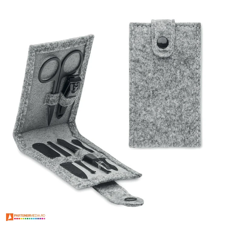 seturi de accesorii promotionale de manichiura mo2140 poza 1