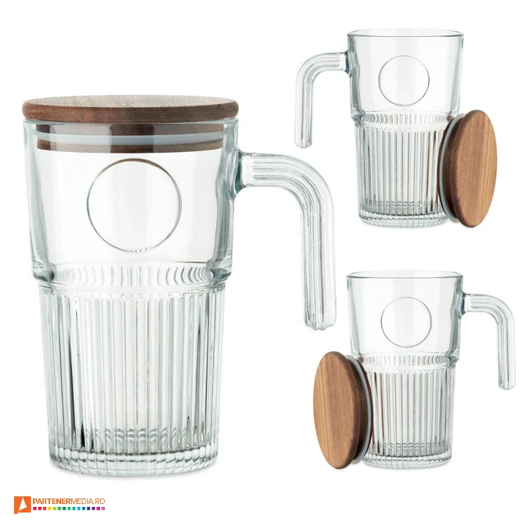 Pahare promotionale din sticla de 450 ml, cu maner si capac din lemn de acacia pahare din sticla cu maner si capac din len mo2751