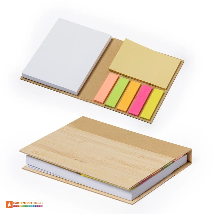 blocnotesuri cu coperti din lemn si pachete de etichete colorate adezive 20964