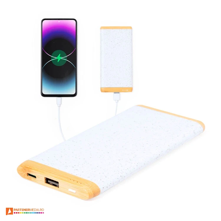Baterii externe de tip power bank de 5000 mAh cu plastic biodegradabil si lemn de bambus baterii promotionale ecologice de tip powerbank de 5000 mah 21219
