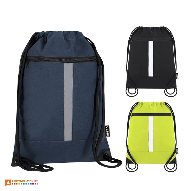 Rucsacuri tip drawstring din poliester reciclat 300D, cu buzunar frontal cu inchidere prin fermoar rucsacuri promotionale drawstring cu banda reflectorizanta 22126
