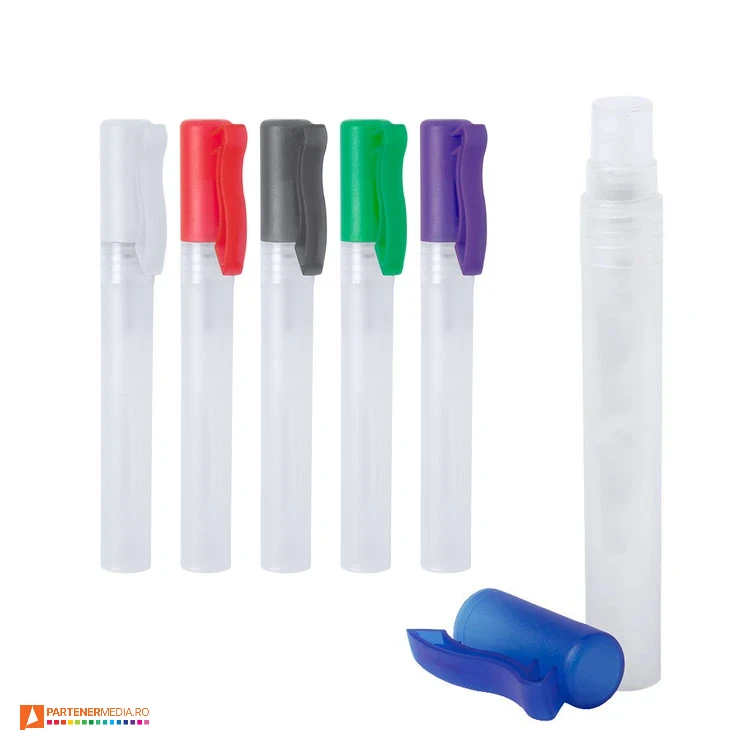 Recipiente tip spray pentru curatarea mainilor cu 65% alcool, cu corp transparent si capac colorat recipiente promotionale cu pulverizator si capac colorat 6325